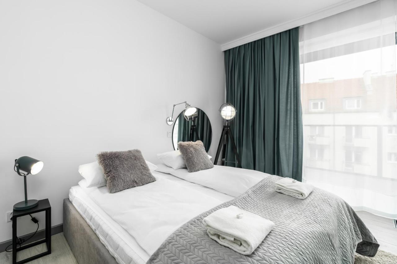 Apartments Poznan Chwaliszewo Residence With Free Garage By Noclegi Renters Kültér fotó