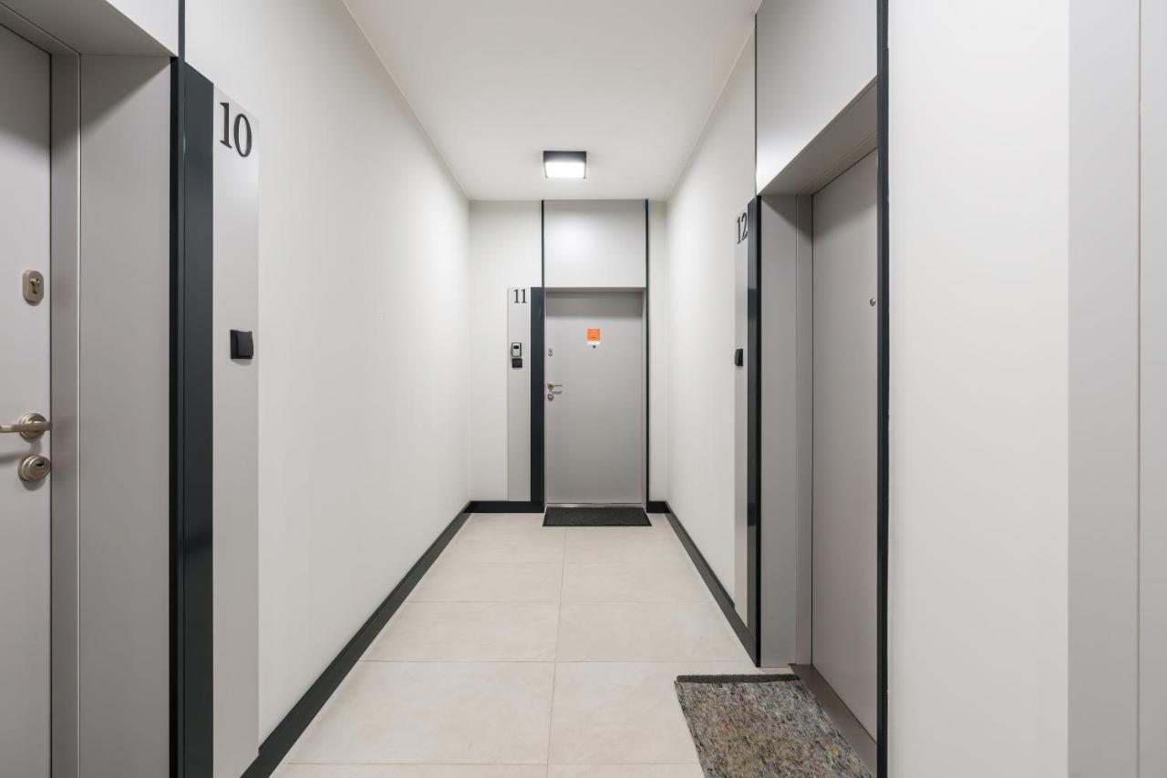 Apartments Poznan Chwaliszewo Residence With Free Garage By Noclegi Renters Kültér fotó