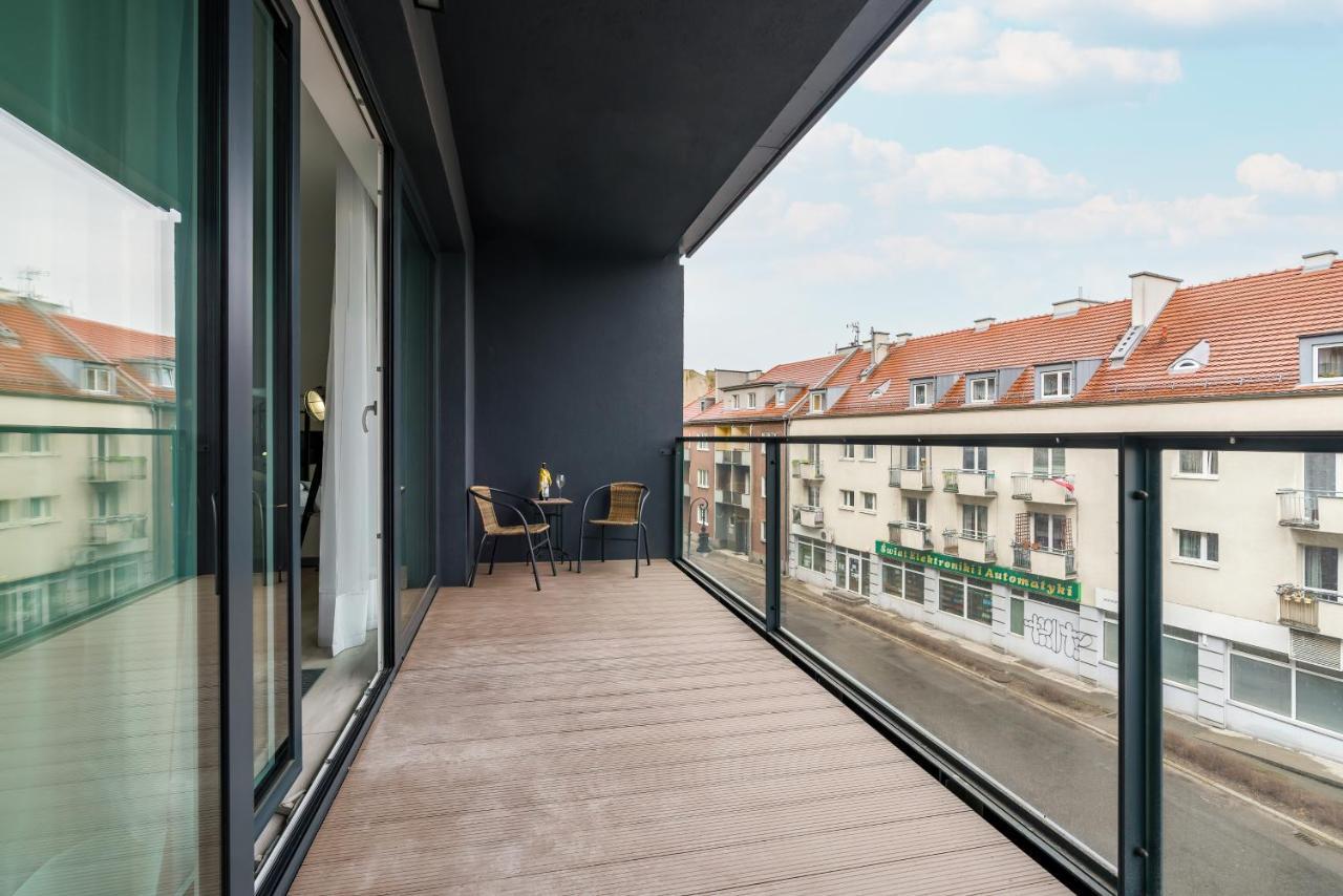 Apartments Poznan Chwaliszewo Residence With Free Garage By Noclegi Renters Kültér fotó