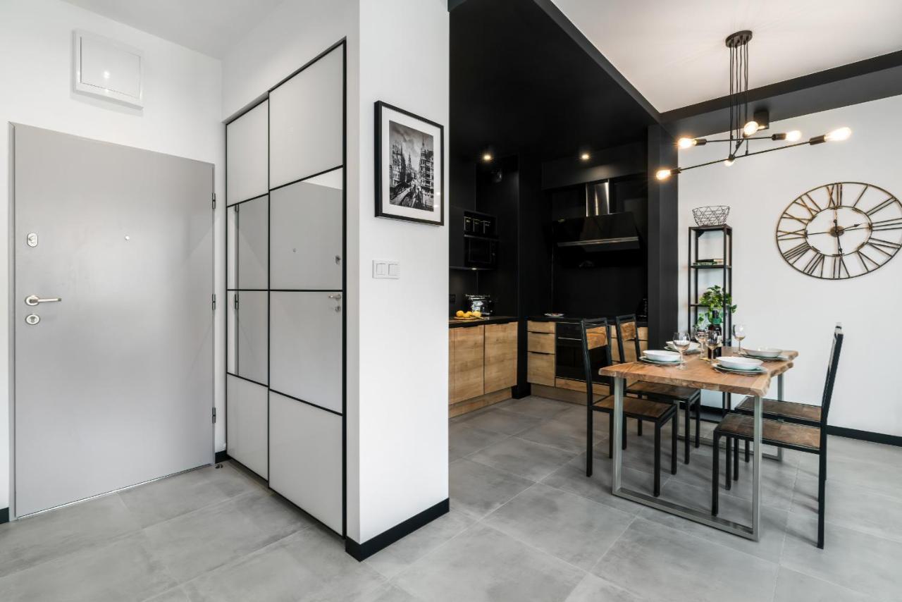 Apartments Poznan Chwaliszewo Residence With Free Garage By Noclegi Renters Kültér fotó