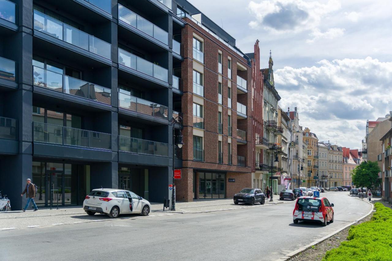 Apartments Poznan Chwaliszewo Residence With Free Garage By Noclegi Renters Kültér fotó